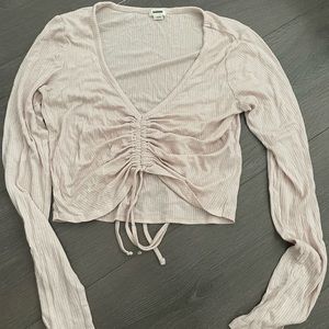 Garage light pink cropped long sleeve